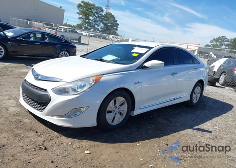 2015 Hyundai Sonata Hybrid z USA, uszkodzony, nr VIN KMHEC4A41FA133077